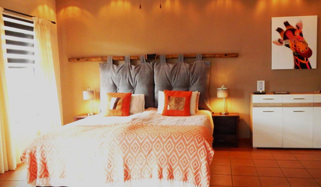 Khashamongo B & B Somerset West Exterior photo